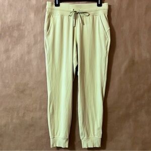 Lululemon | Ready to Rulu Jogger 7/8 High Rise Sweatpants Dew Green Size 8